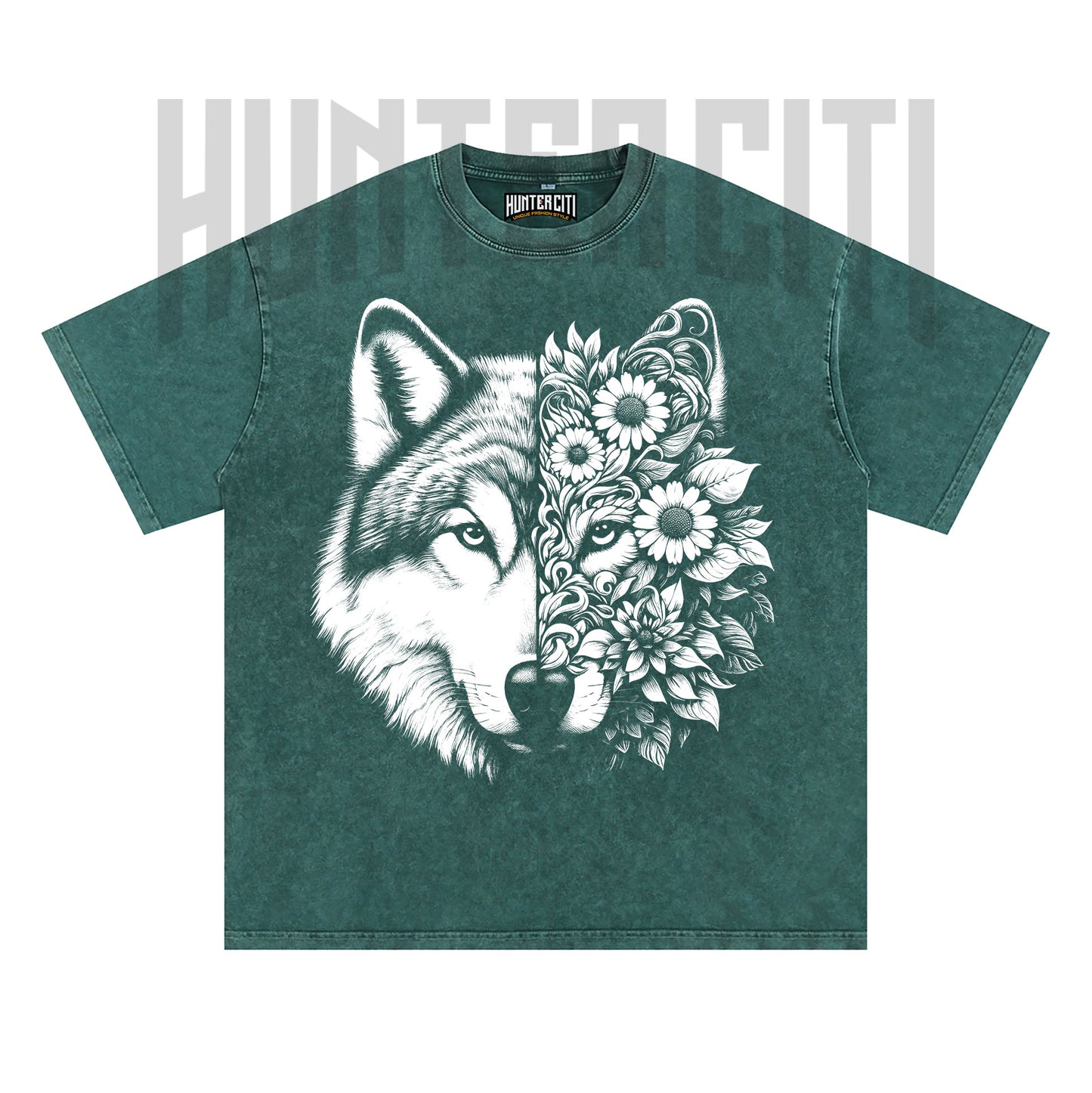 Floral Wolf Face T-Shirt, Wolf and Flowers Graphic Tee, Vintage 90s Style Oversize Unisex T-Shirt, Artistic Wolf Lover Gift