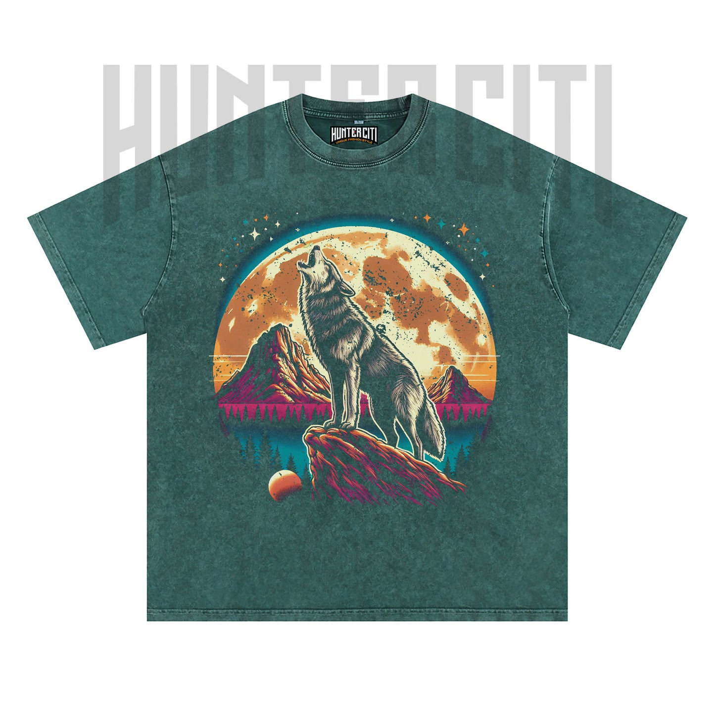 Vintage 90s Wolf Moon T-Shirt, Howling Wolf Graphic Tee, Retro Nostalgia T-shirt, Fun Nature Lover Gift, Oversize Unisex
