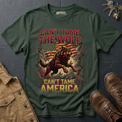 Can't Tame the Wolf Can't Tame America Chain Break T-Shirt - Patriotic Wolf Freedom Graphic Tee USA Gift for Men