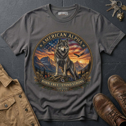 American Alpha Born Free Stand Strong T-Shirt - Patriotic Wolf Vintage Graphic Tee USA Gift for Men