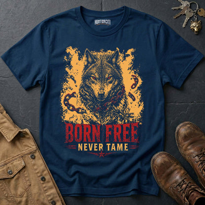 Born Free Never Tame T-Shirt - Patriotic American Wolf Graphic Tee USA Freedom Gift for Men