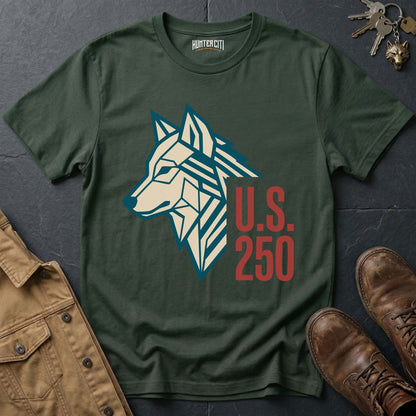 US 250 Wolf T-Shirt - America 250th Anniversary Geometric Wolf Minimalist Patriotic Graphic Tee USA Gift