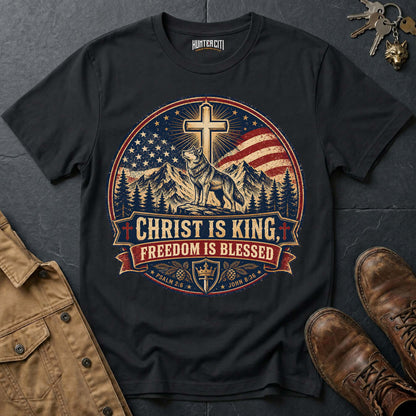 Christ Is King Freedom Is Blessed Wolf T-Shirt - Christian Patriotic Wolf Graphic Tee USA Gift for Men