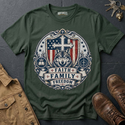 Faith Family Freedom Wolf T-Shirt - Christian Patriotic Wolf Graphic Tee USA Gift for Men