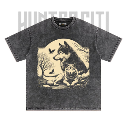 The Mountain Wolf T-Shirt, Vintage 90s Style Wolf Graphic Tee, Oversize Acid Wash Unisex T-Shirt, Perfect Gift for Wolf Lovers