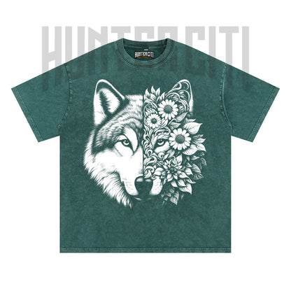 Floral Wolf Face T-Shirt, Wolf and Flowers Graphic Tee, Vintage 90s Style Oversize Unisex T-Shirt, Artistic Wolf Lover Gift