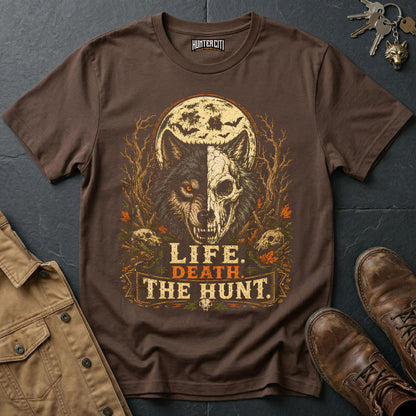Life. Death. The Hunt. Vintage Wolf Halloween T Shirt