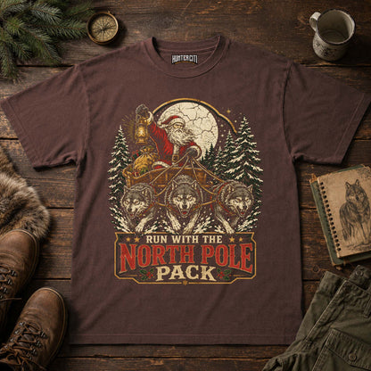 Santa Wolf Sleigh Vintage Christmas Unisex T-Shirt
