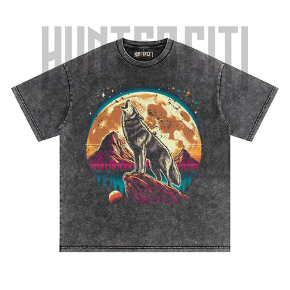 Vintage 90s Wolf Moon T-Shirt, Howling Wolf Graphic Tee, Retro Nostalgia T-shirt, Fun Nature Lover Gift, Oversize Unisex