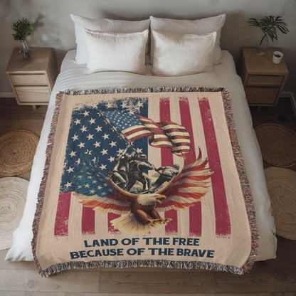 Military Memorial Woven Blanket – American Flag, Bald Eagle & Soldiers – Patriotic 4th of July Gift USA